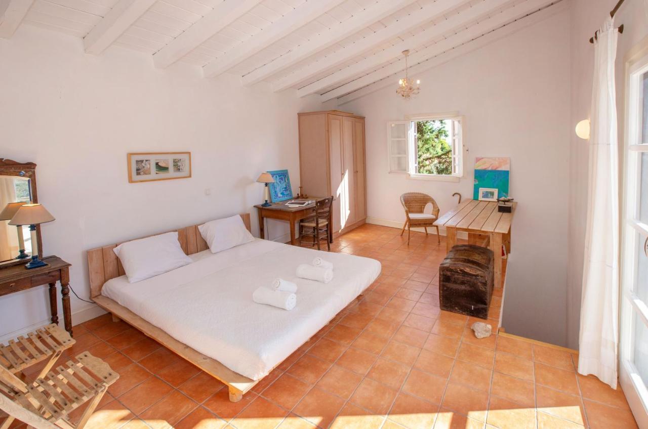 Roxanne's Olive Grove House Holiday home
