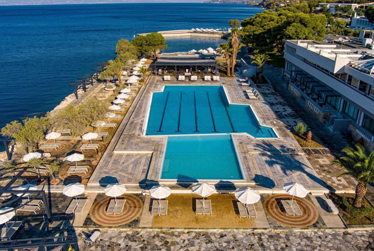 Wyndham Poseidon Hotel