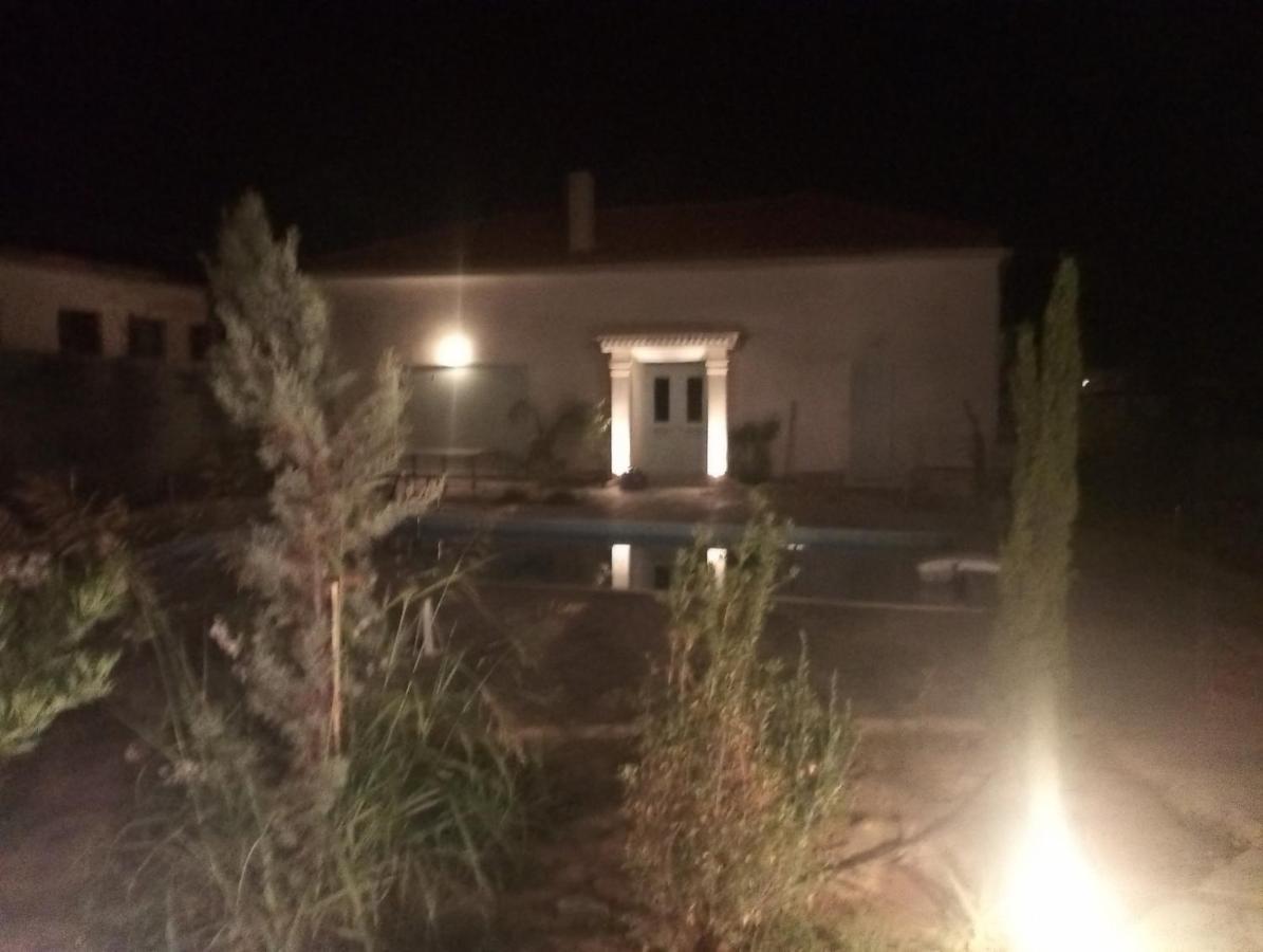 Livadi Villa *