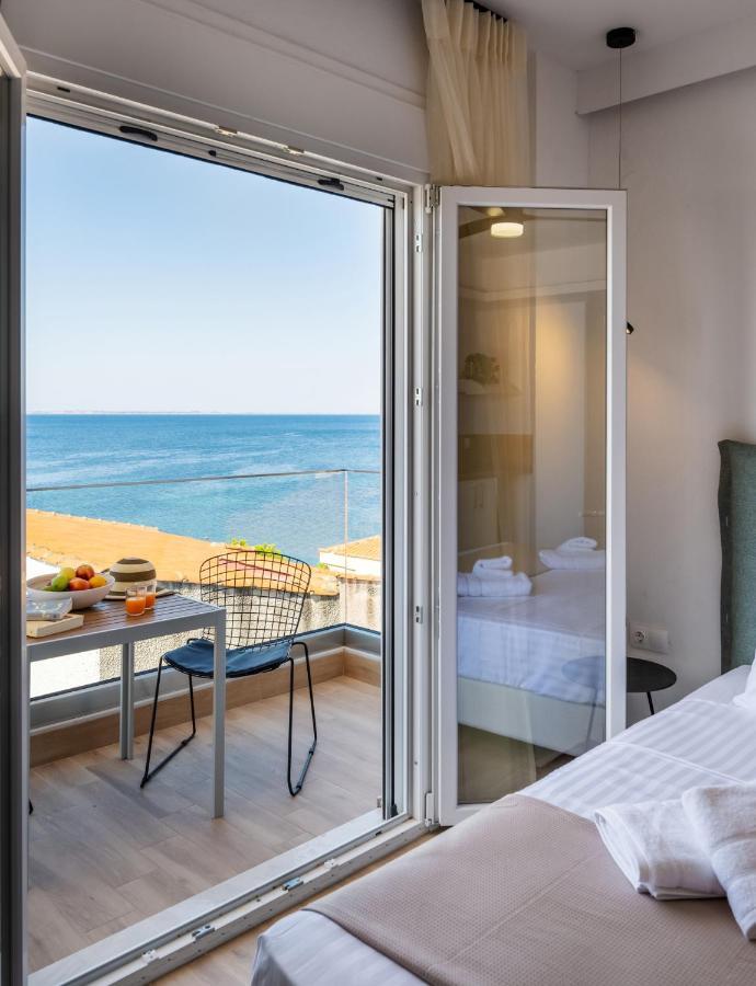 Aiora By Kottas Aparthotel