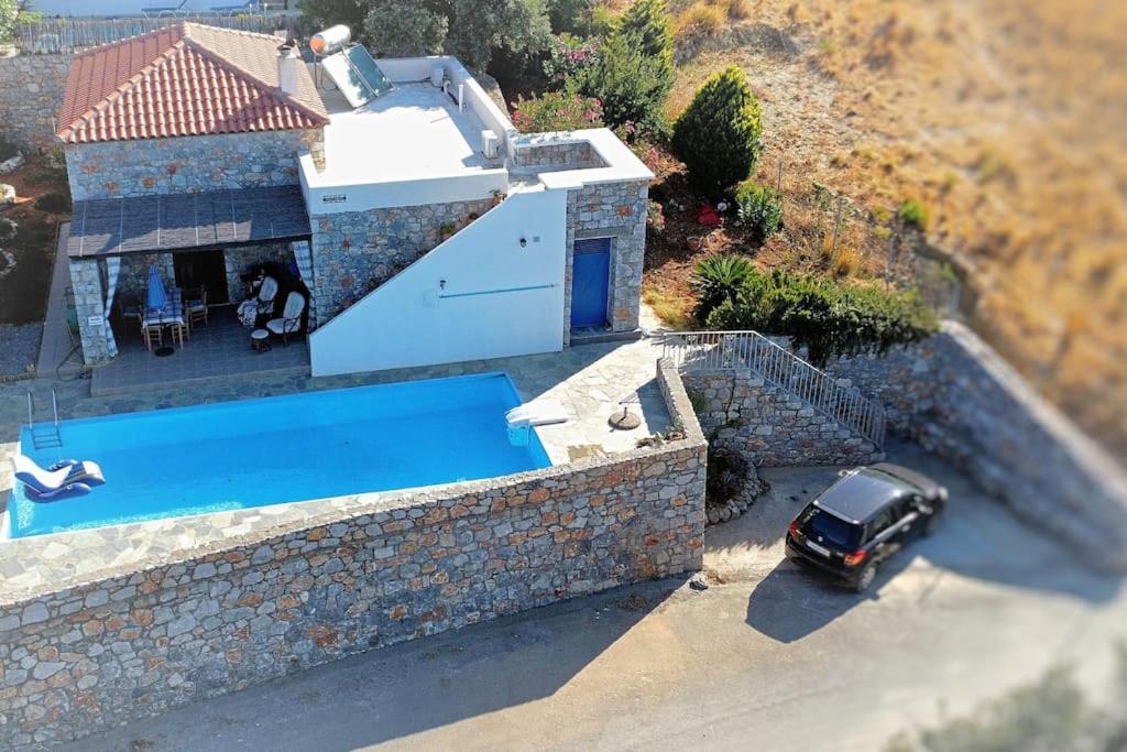 Mavri Ruhige Private Pool Villa, Meerblick Villa *