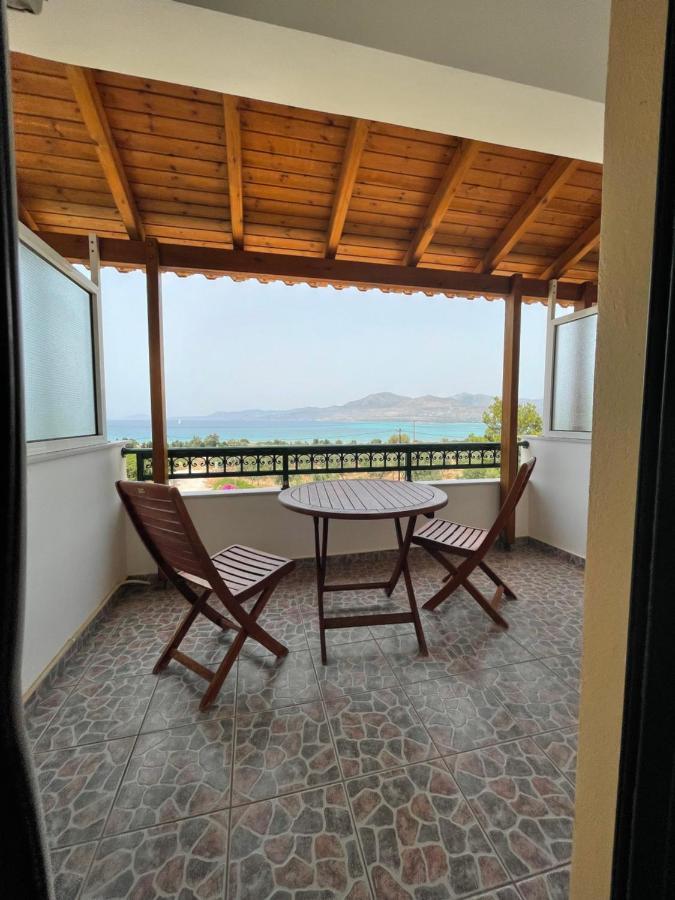 Niriides Hotel