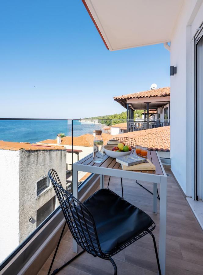 Aiora By Kottas Aparthotel