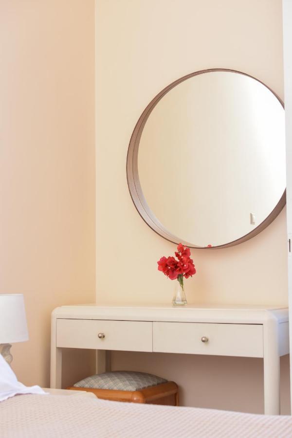 Apollonia Aparthotel 2*