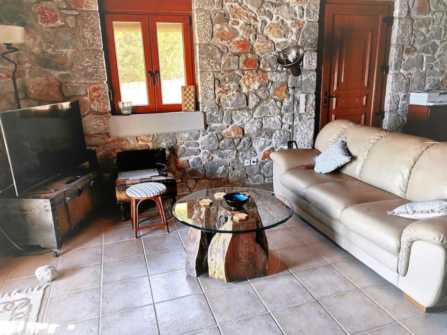 Mavri Ruhige Private Pool Villa, Meerblick