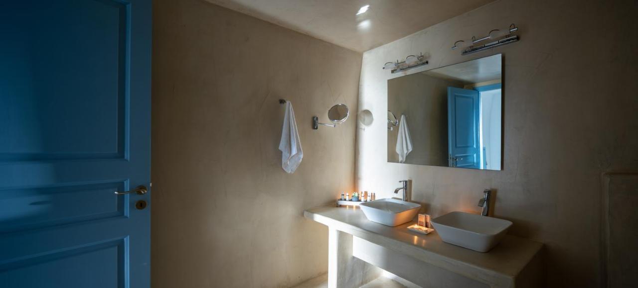 Pantelia Aparthotel 4*
