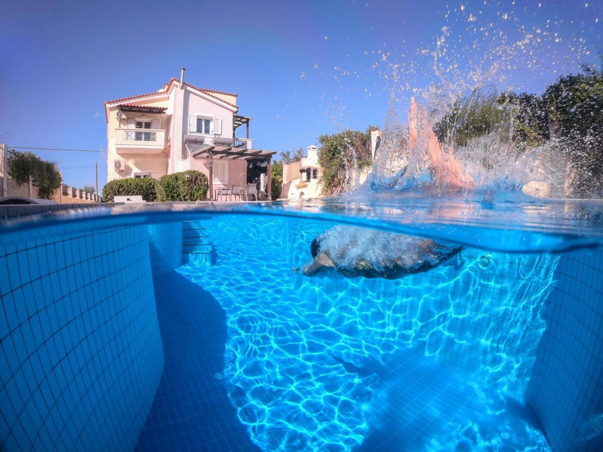 Ifigeneia Private Hot Tub Holiday home *