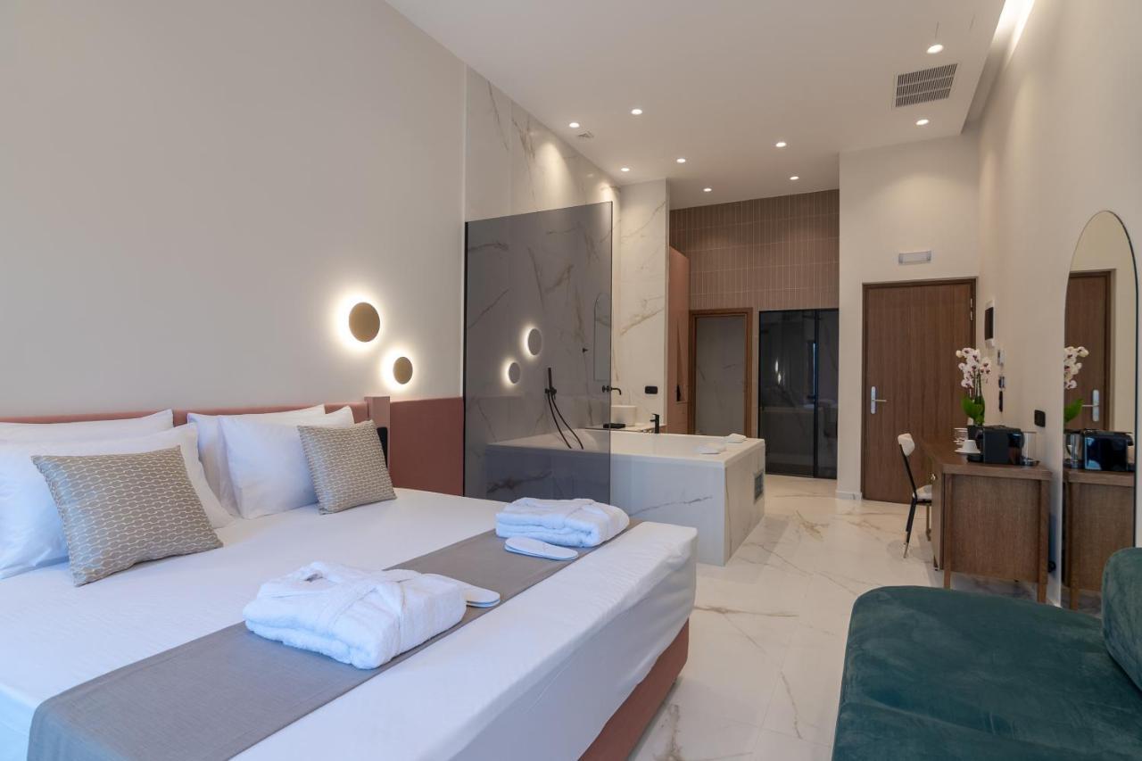 Omma 3* Rethymno (Crete)