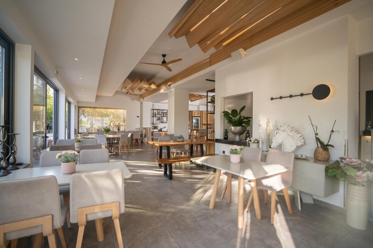 Hotel Zoe Seaside 4*