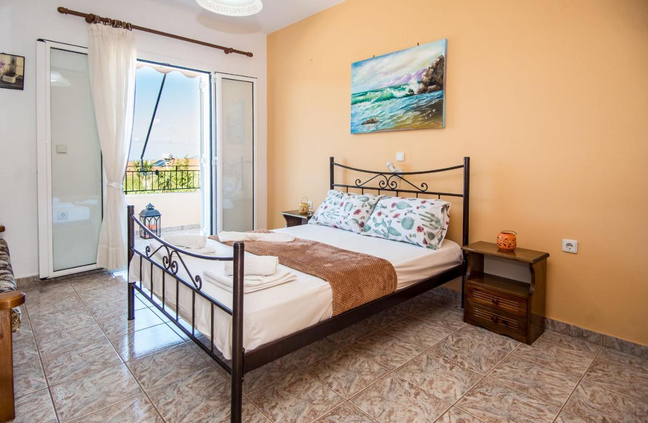 Apartment Aristotelis *