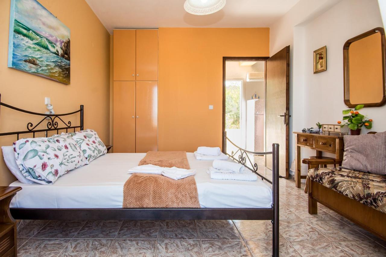 Apartment Aristotelis *