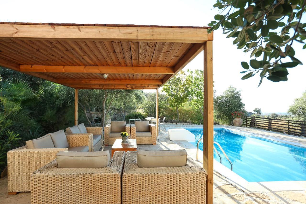 Listaros Villas