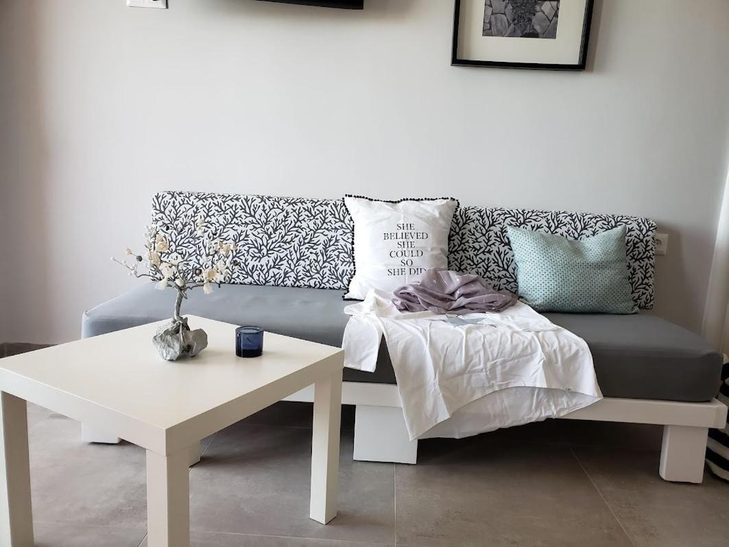 Evalia Apartment