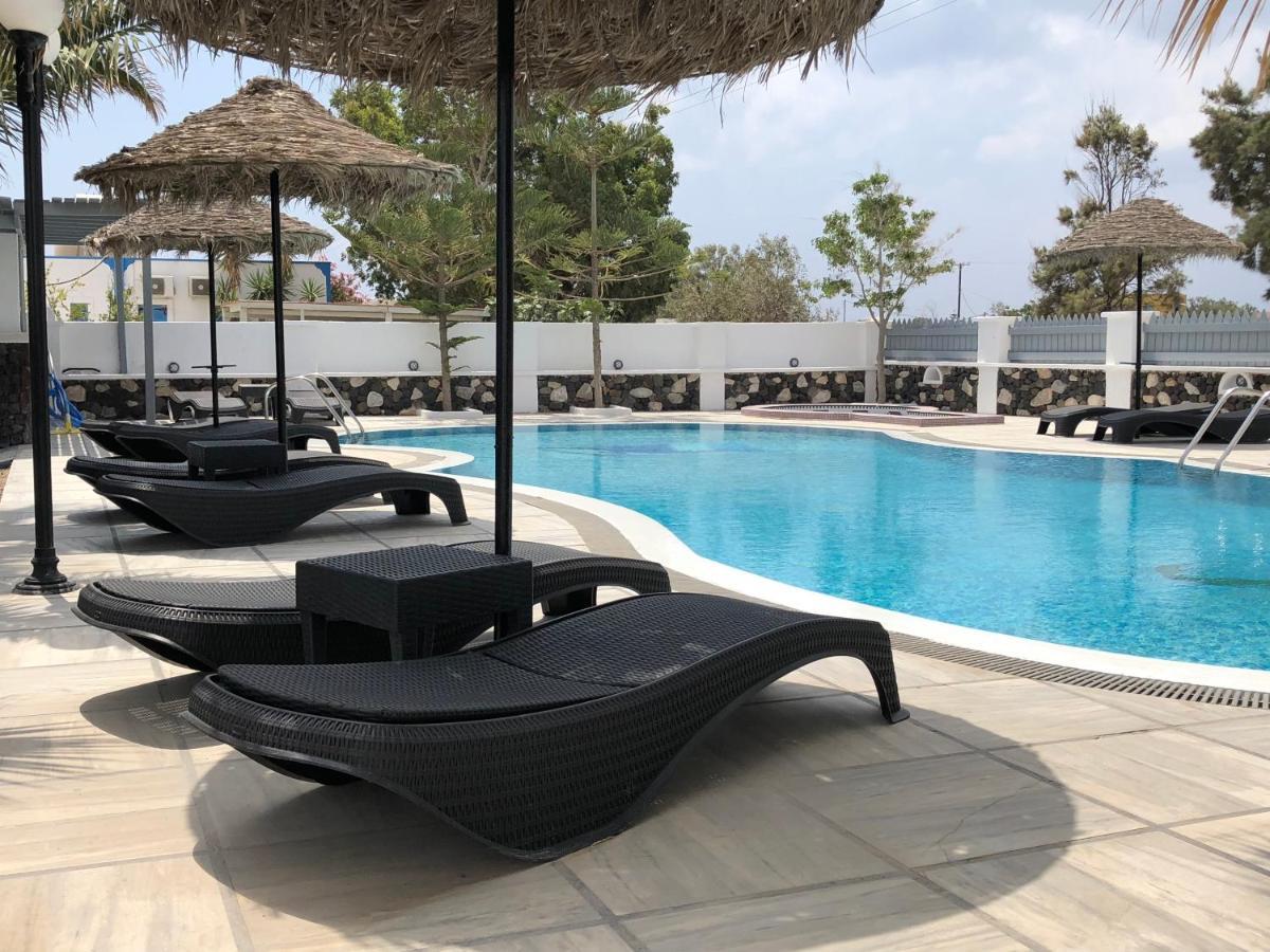 Hotel Blackcoast Santorini *