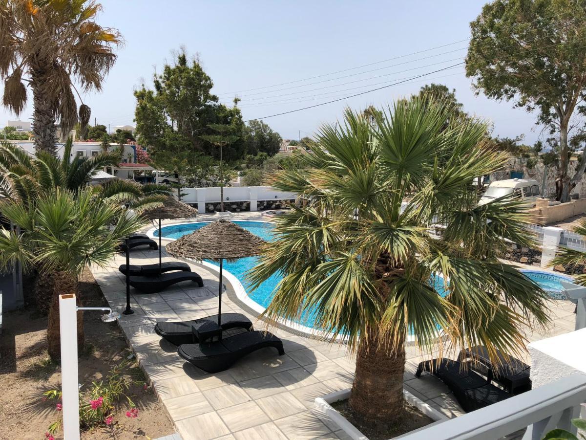 Hotel Blackcoast Santorini *