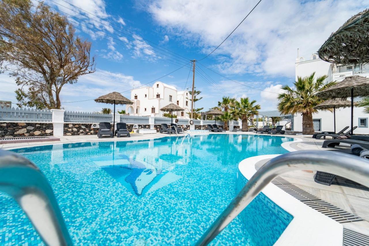 Hotel Blackcoast Santorini *