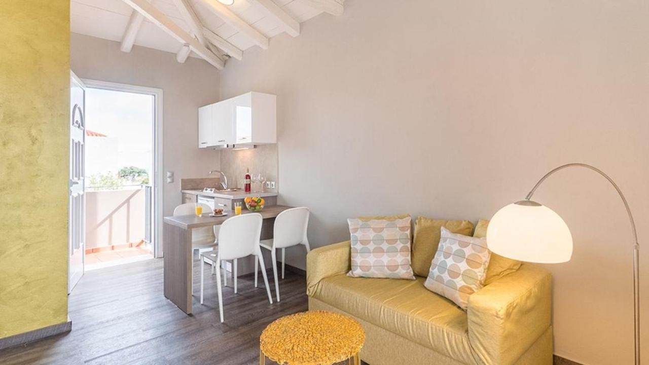 Aparthotel Blue Jasmine *