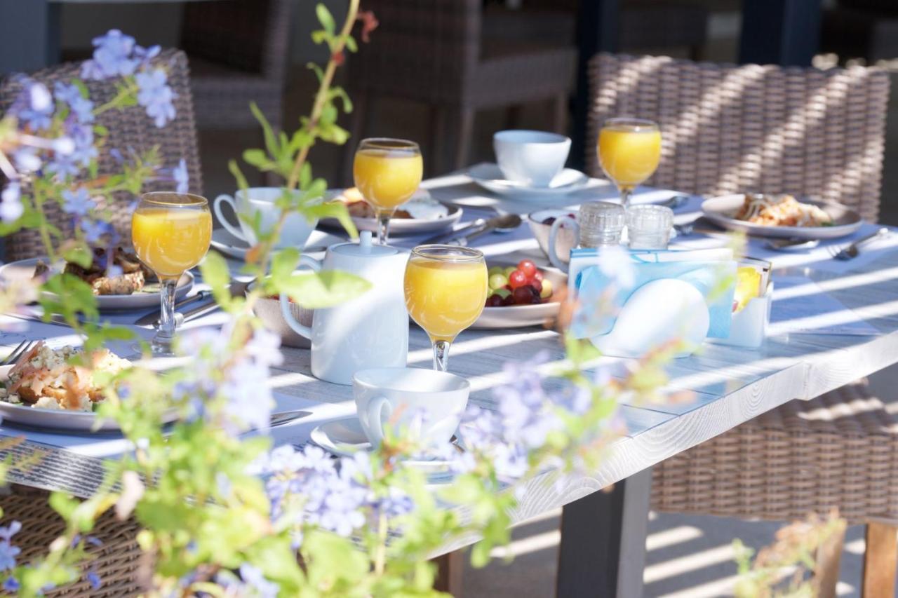 Blue Jasmine Aparthotel