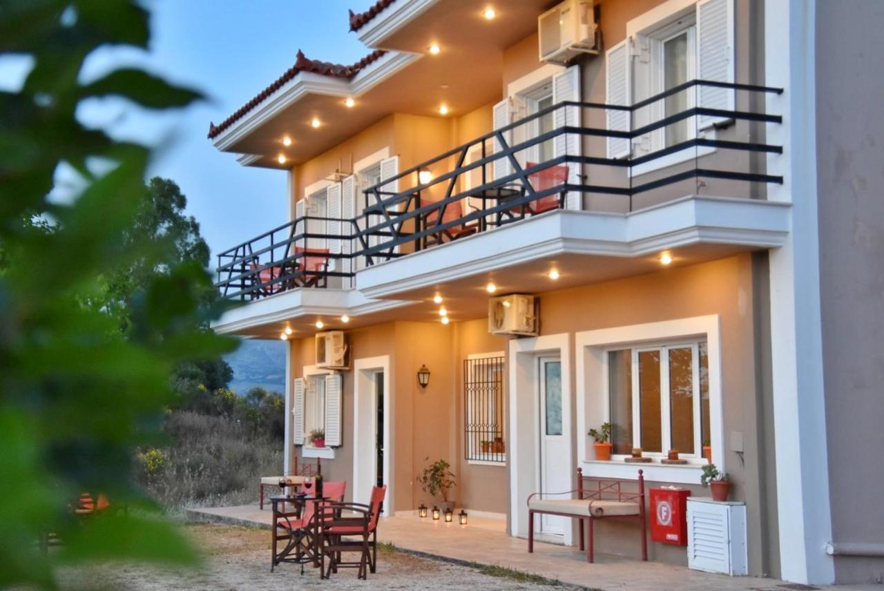 Aparthotel Anemomylos