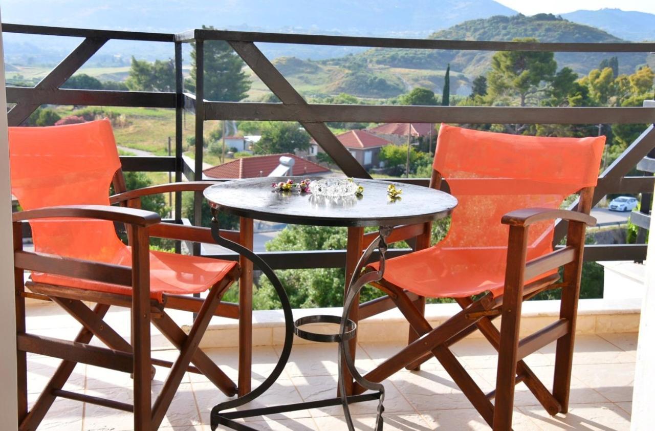 Aparthotel Anemomylos *