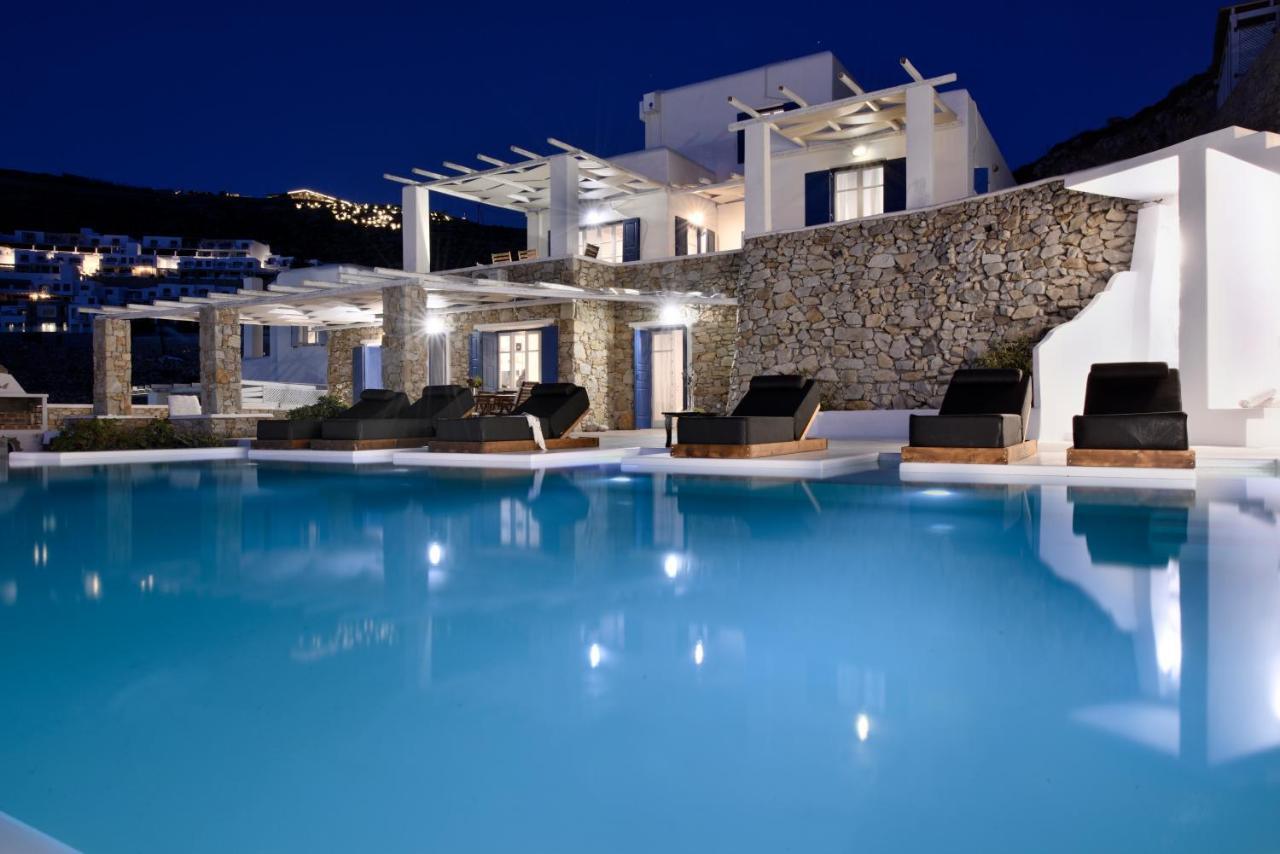 Chrysta Holiday home *