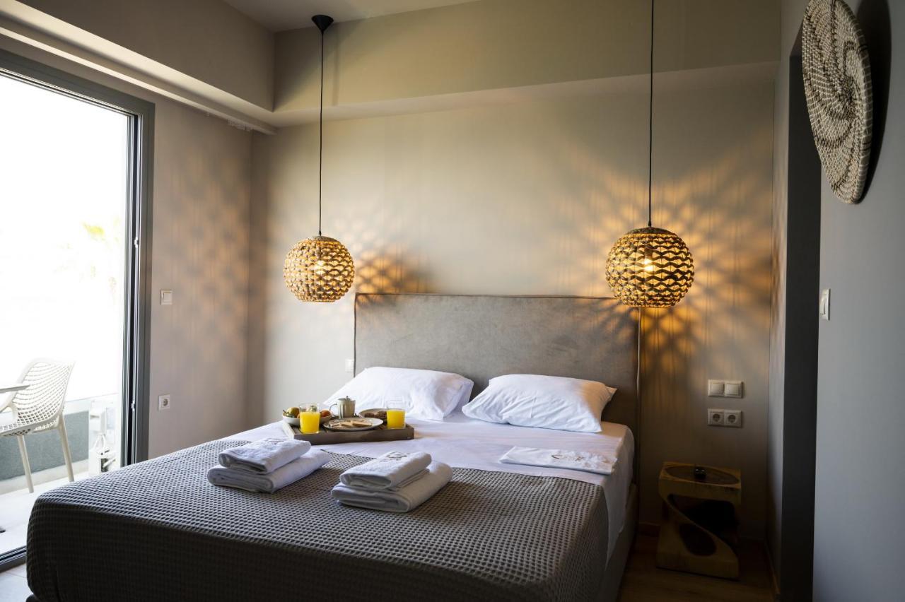 Aparthotel Theros *