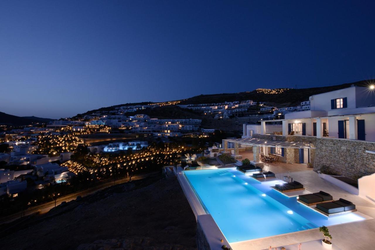 Chrysta Holiday home *