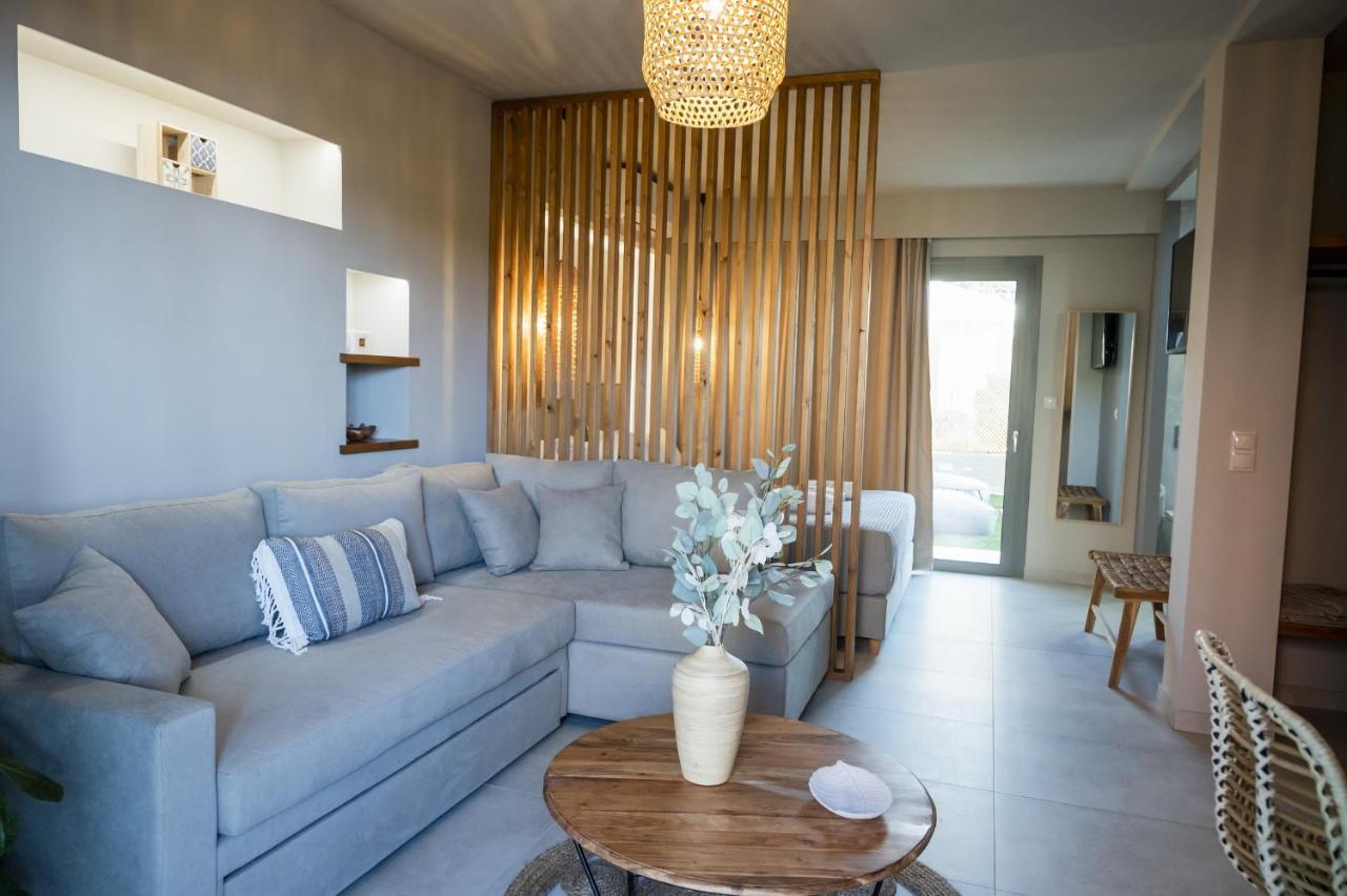 Aparthotel Theros