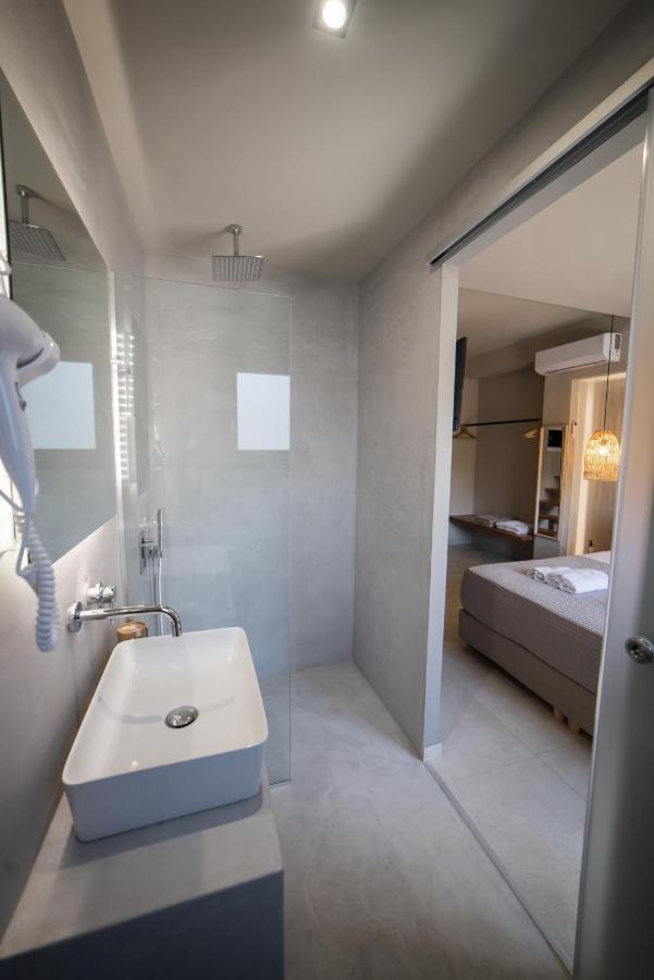 Aparthotel Theros