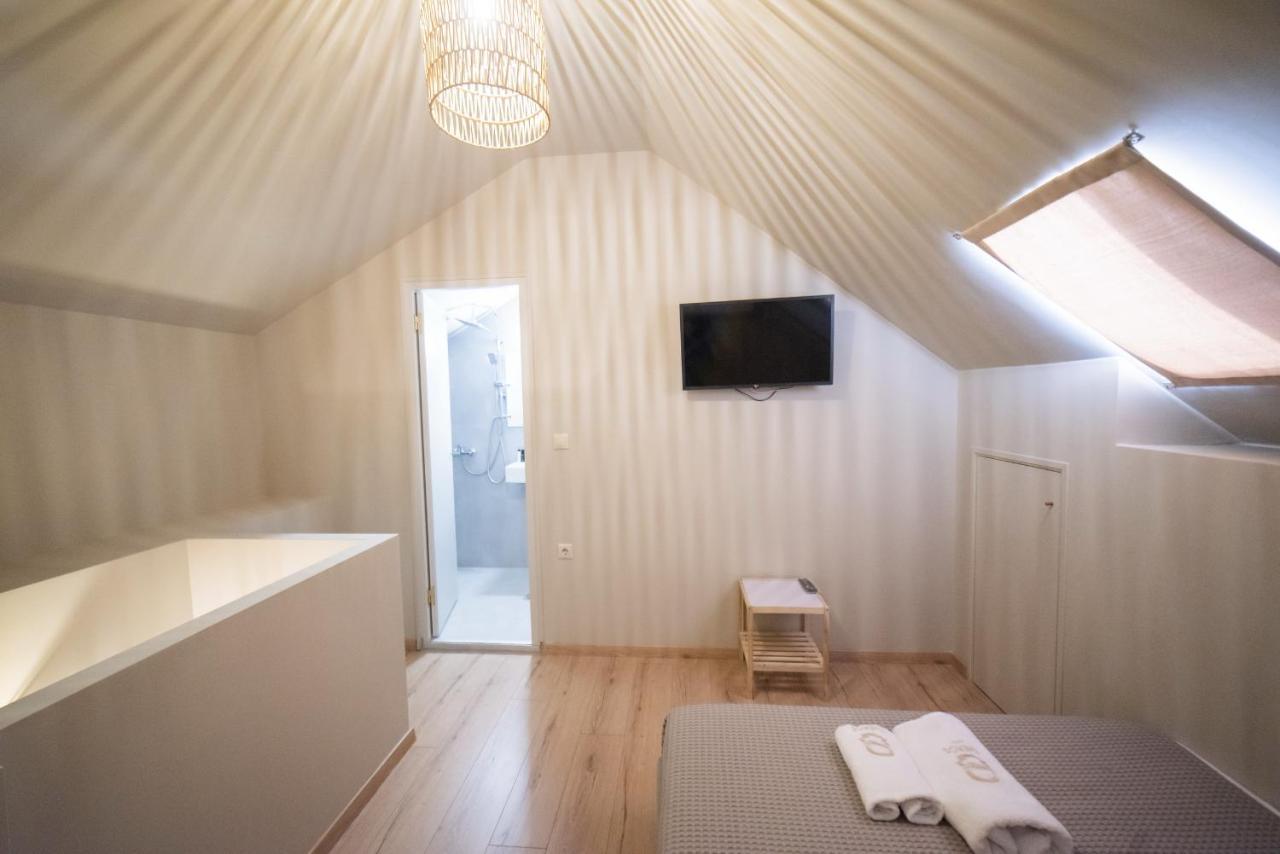Aparthotel Theros