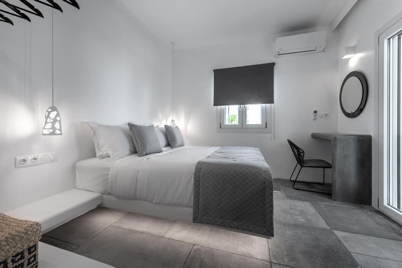 Aparthotel Manesis *