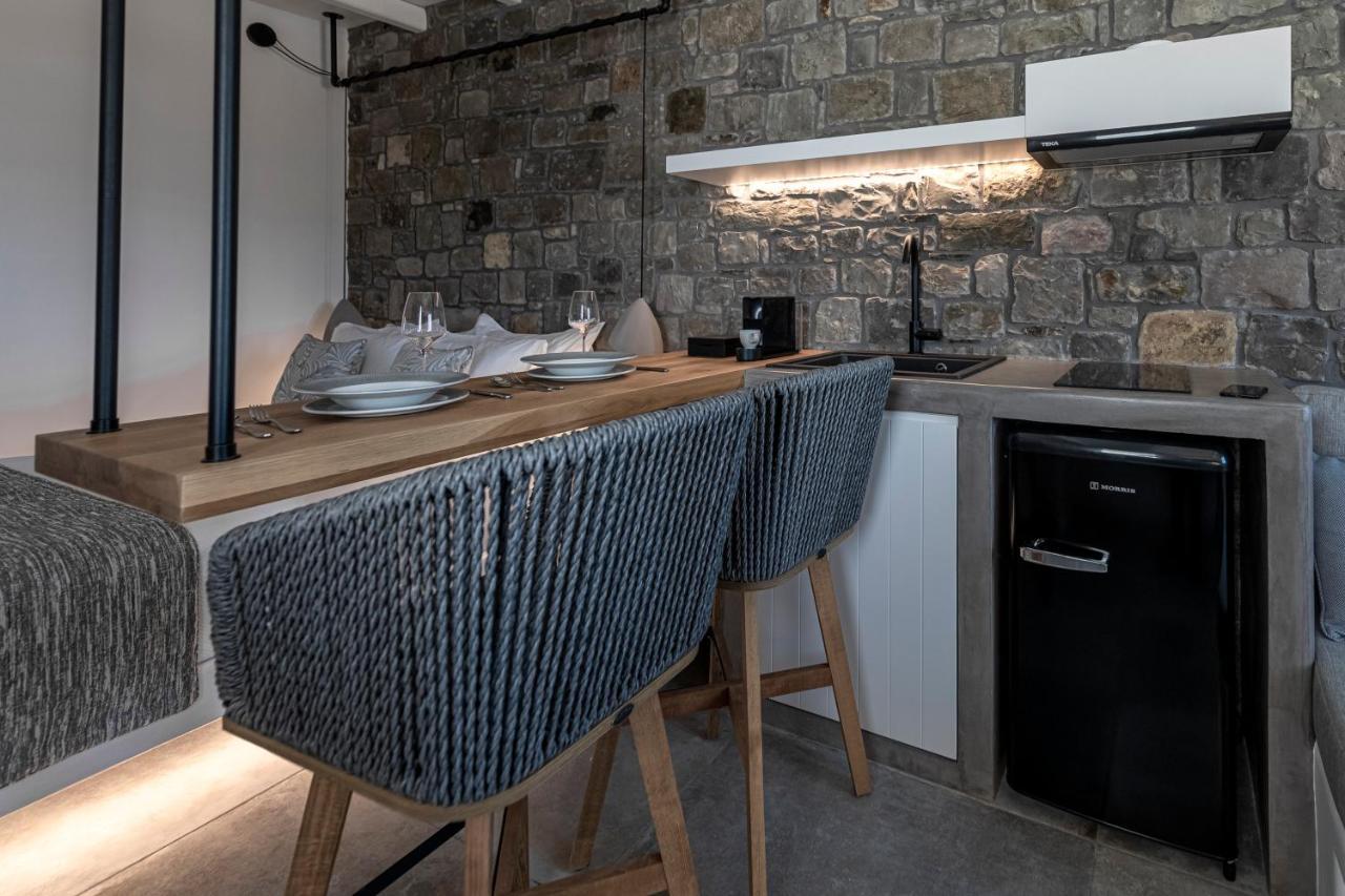 Aparthotel Manesis *