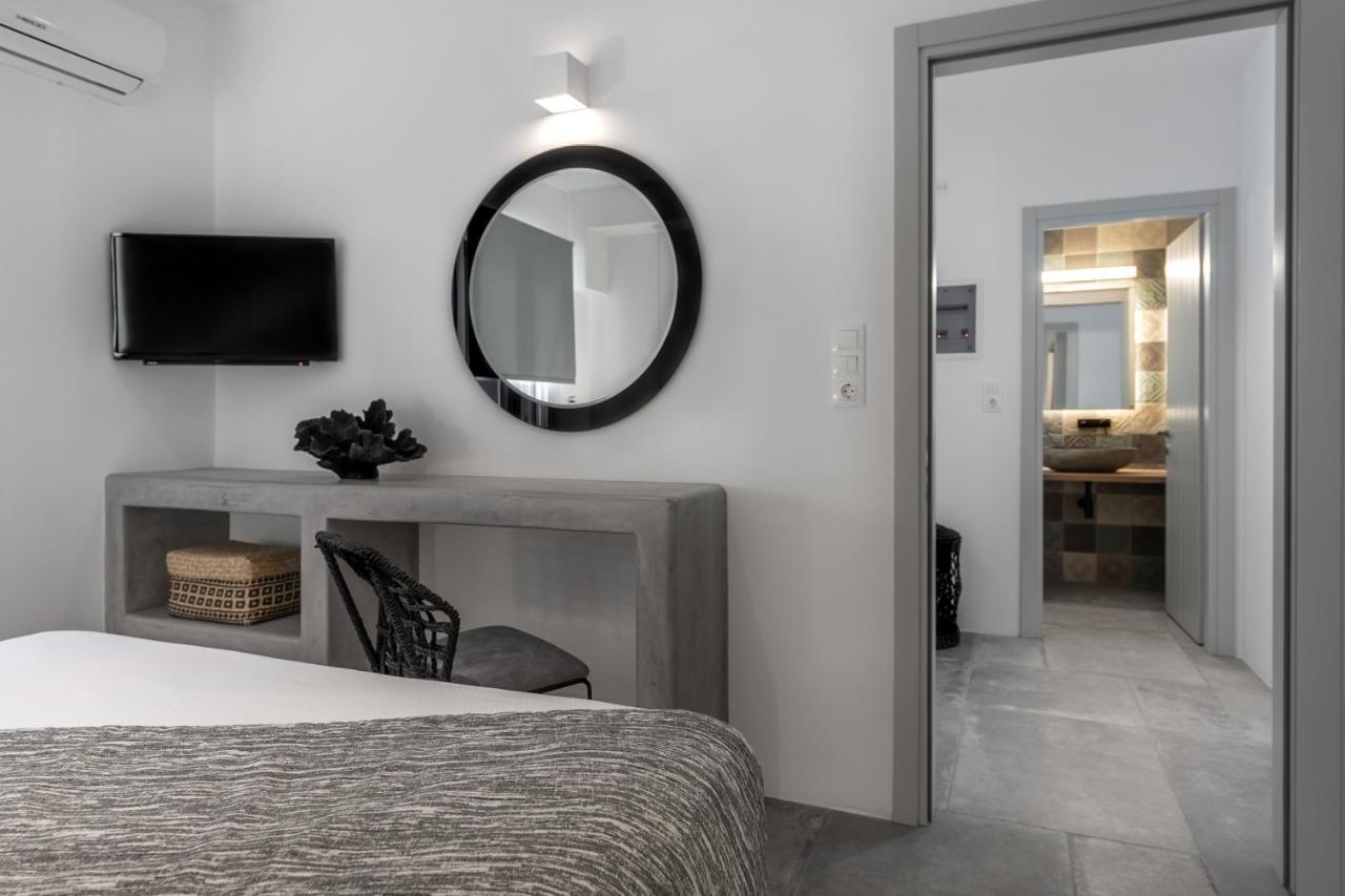 Aparthotel Manesis Pollonia