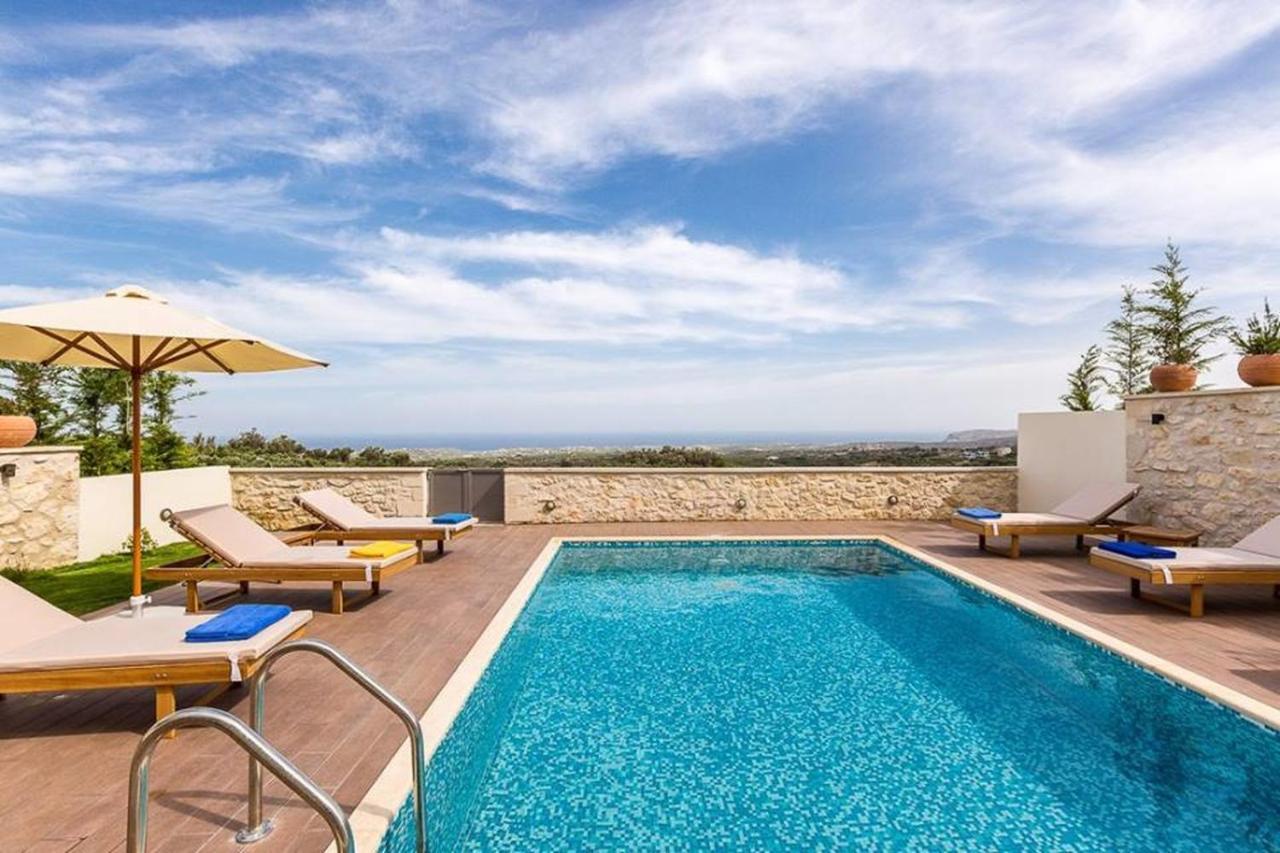 Villa Roupes Iii, Family Villa, Fantastic Views, Private Pool