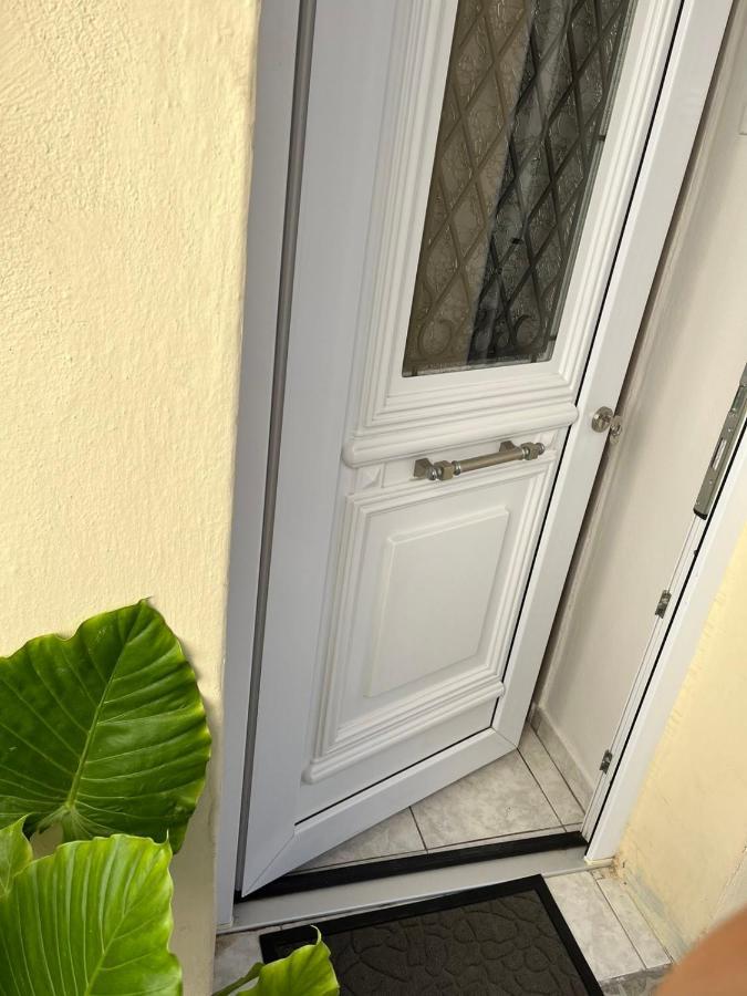 Comfy Near The Port And The Center Of Apartment Volos