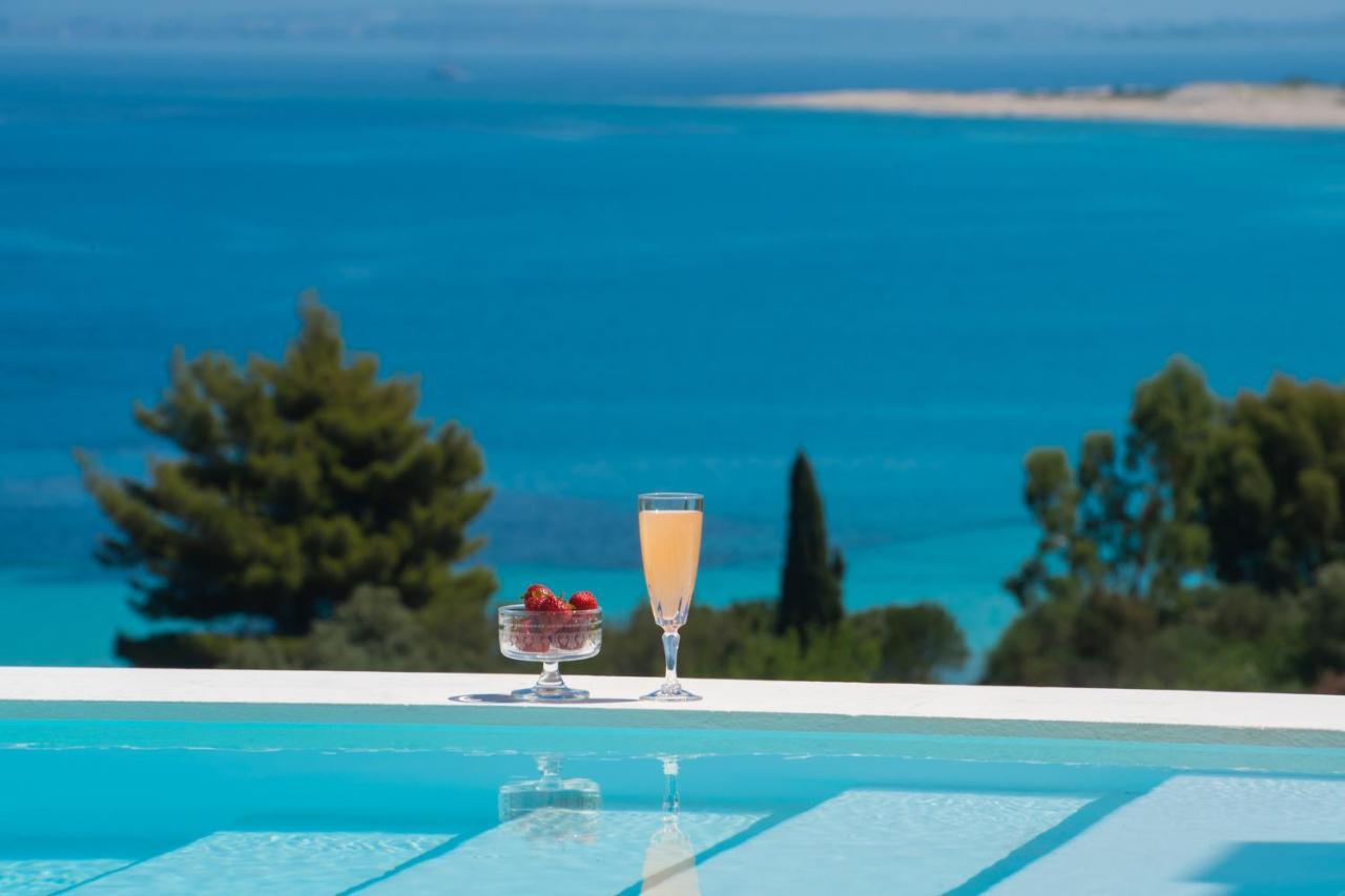 Villa Ouranos - Luxurius Modern Pool, Close To The