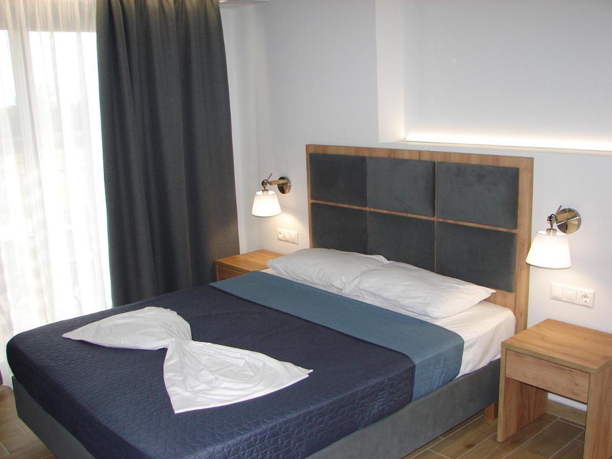Aparthotel Four Reasons *