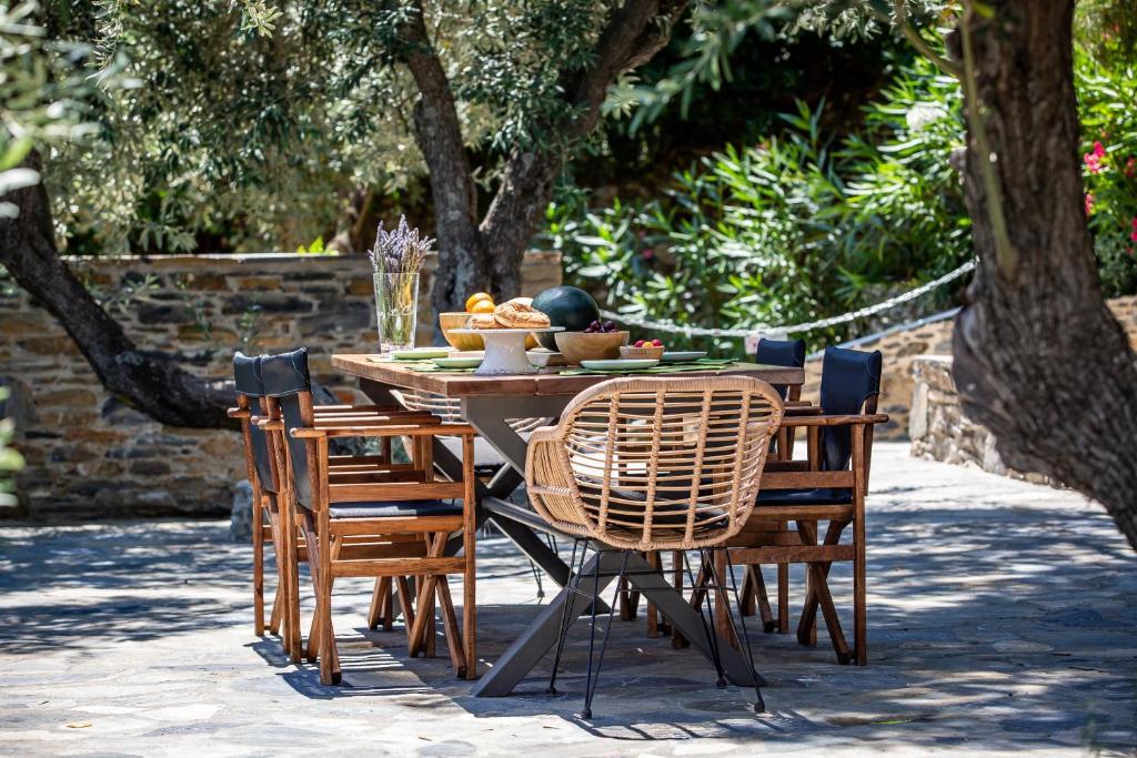 Antigone Luxury Retreat Villa *