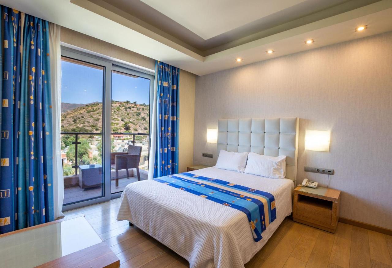 Konstantinos Palace Hotel 5*