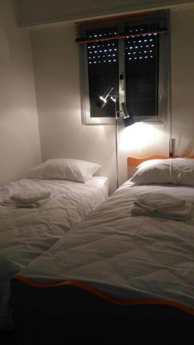 Irida 2br With Amazing Sea View. *