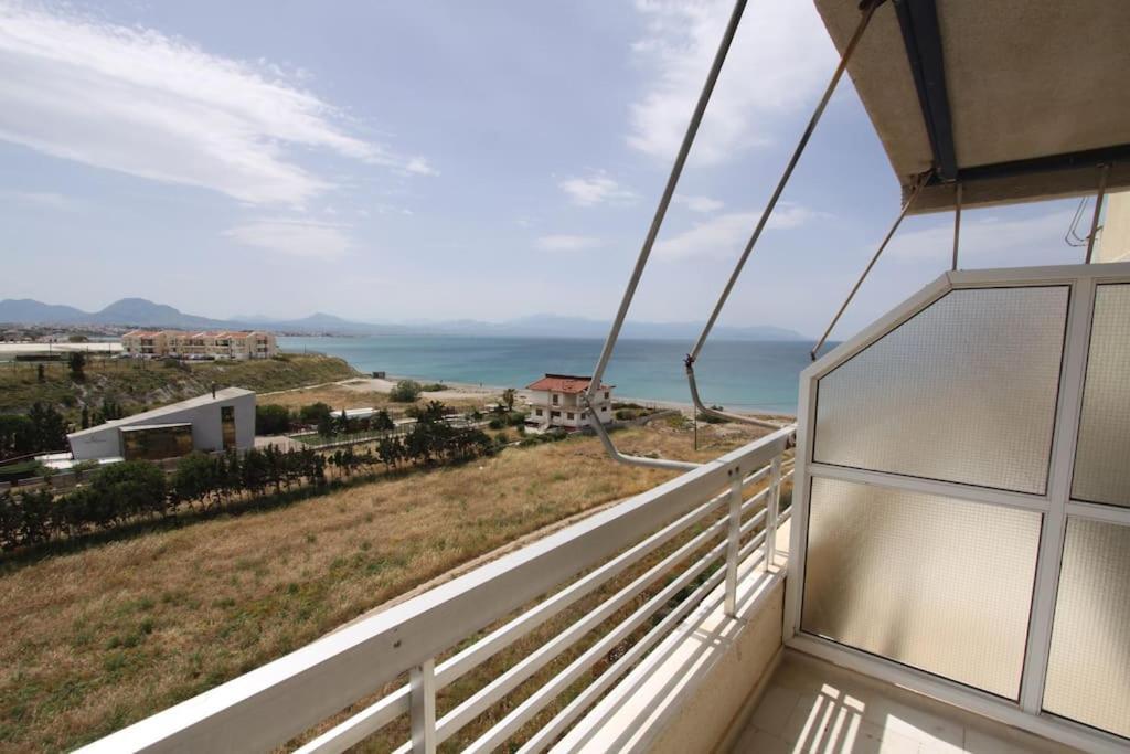 Apartment Irida 2br With Amazing Sea View.