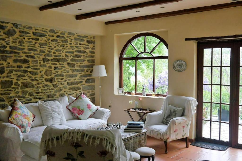 Wonderful 4 Bedroom & Separate Thalia Zagora