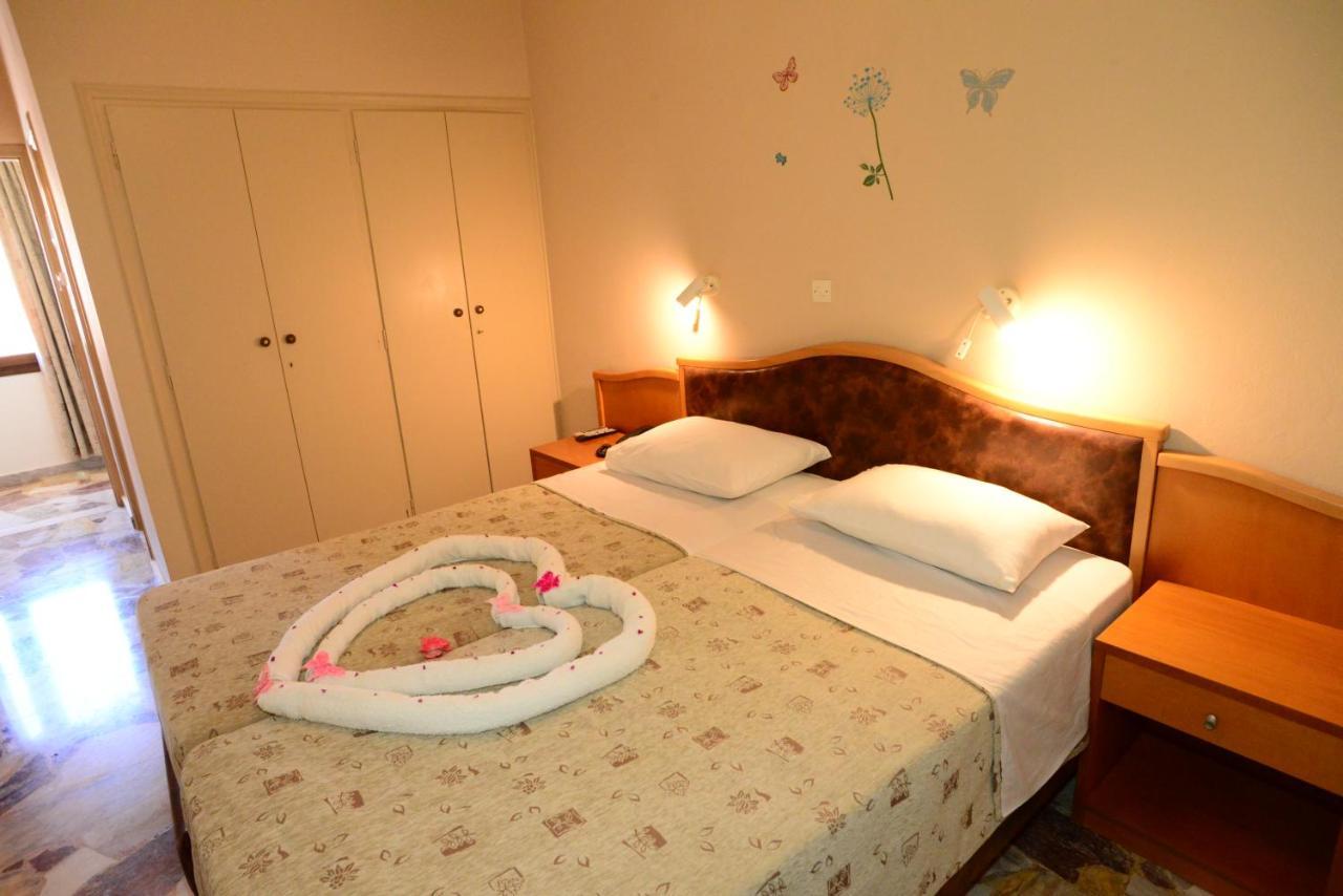 Sappho Hotel 2*