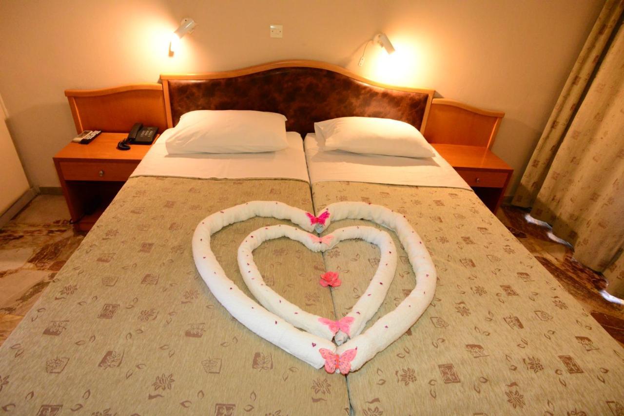 Sappho Hotel