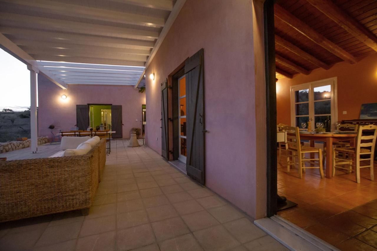 Roxanne's Olive Grove House