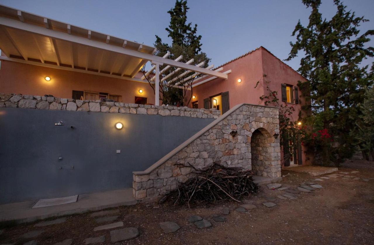 Roxanne's Olive Grove House Holiday home