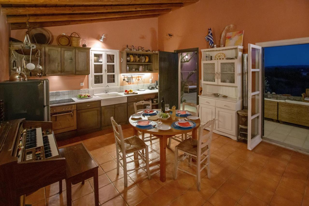 Holiday home Roxanne's Olive Grove House *