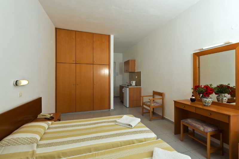 Bayside Katsaras Aparthotel 4*