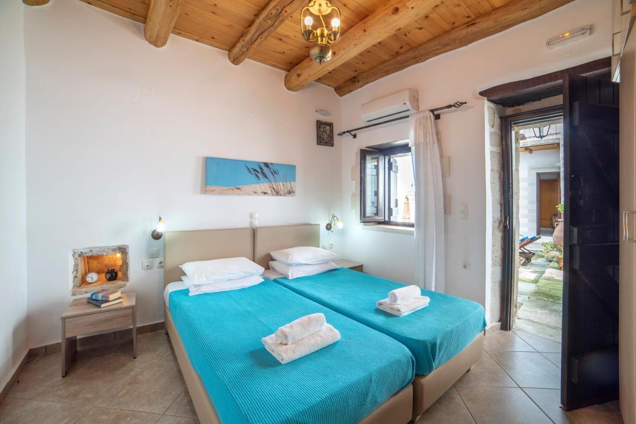 Grapevine Villa *