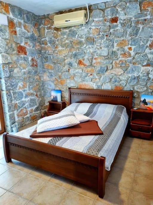 Mavri Ruhige Private Pool Villa, Meerblick Villa *